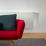 Spacious Belle Epoque House With Free Parking Будинок відпочинку