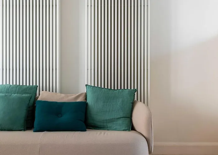 Spacious Belle Epoque House With Free Parking Tatil Evi Oostende