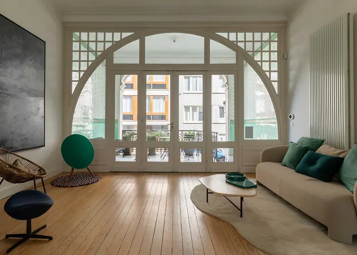 Spacious Belle Epoque House With Free Parking Casa de Férias