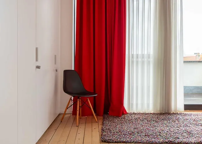 Spacious Belle Epoque House With Free Parking 펜션