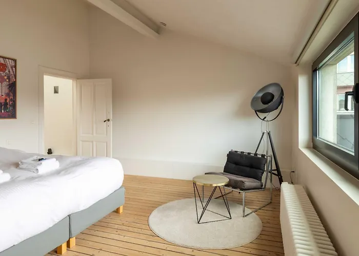 Spacious Belle Epoque House With Free Parking * Ostend