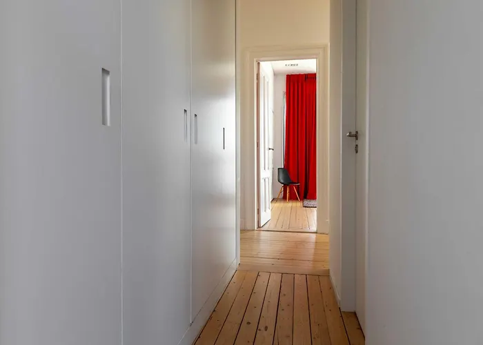 Spacious Belle Epoque House With Free Parking