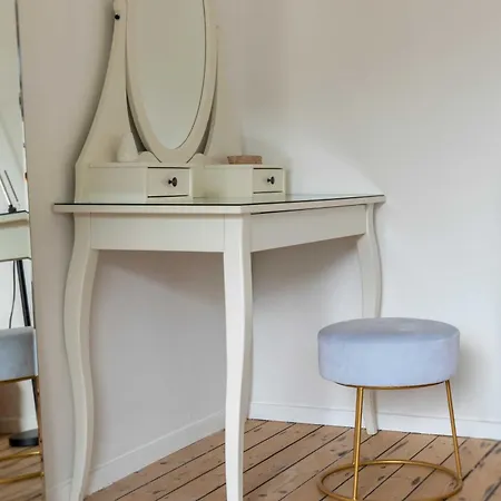 Spacious Belle Epoque House With Free Parking Остенде